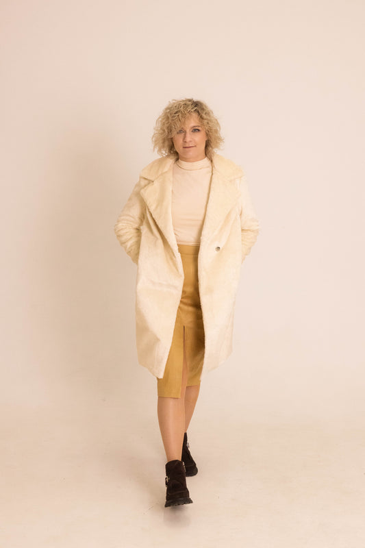 Płaszcz Teddy z kremowego futerka